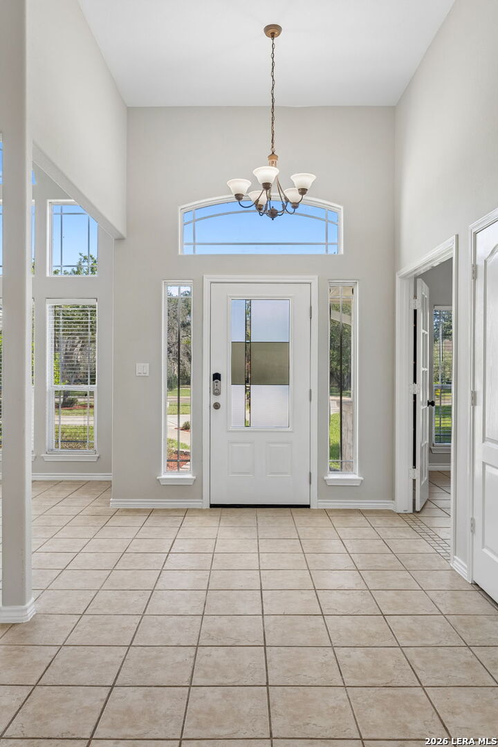 1611 Embassy Drive Pleasanton TX 78064