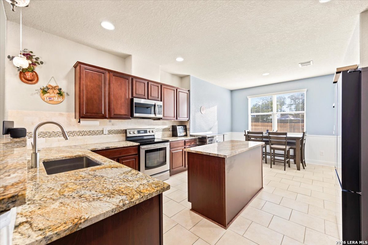5606 Southern Oaks San Antonio TX 78261
