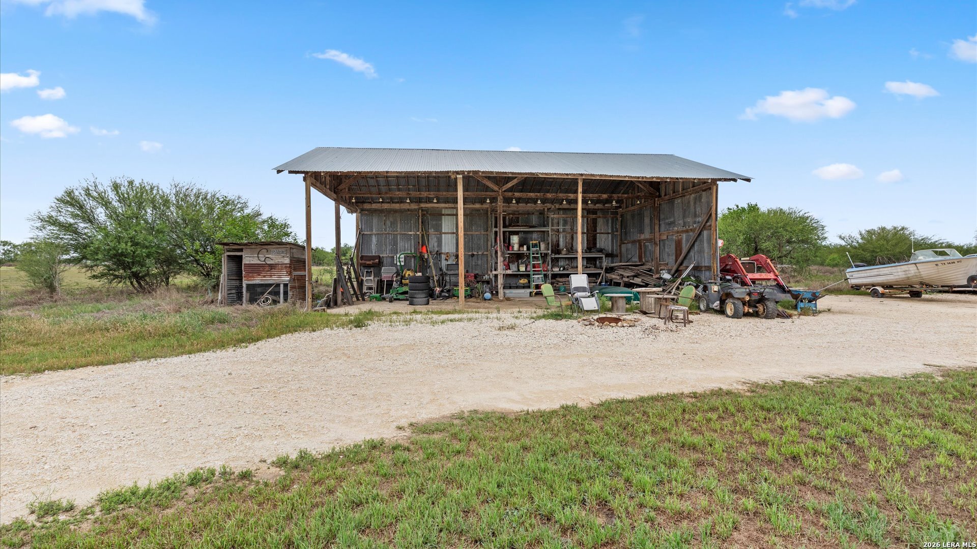 707 Creek Road Marion TX 78124