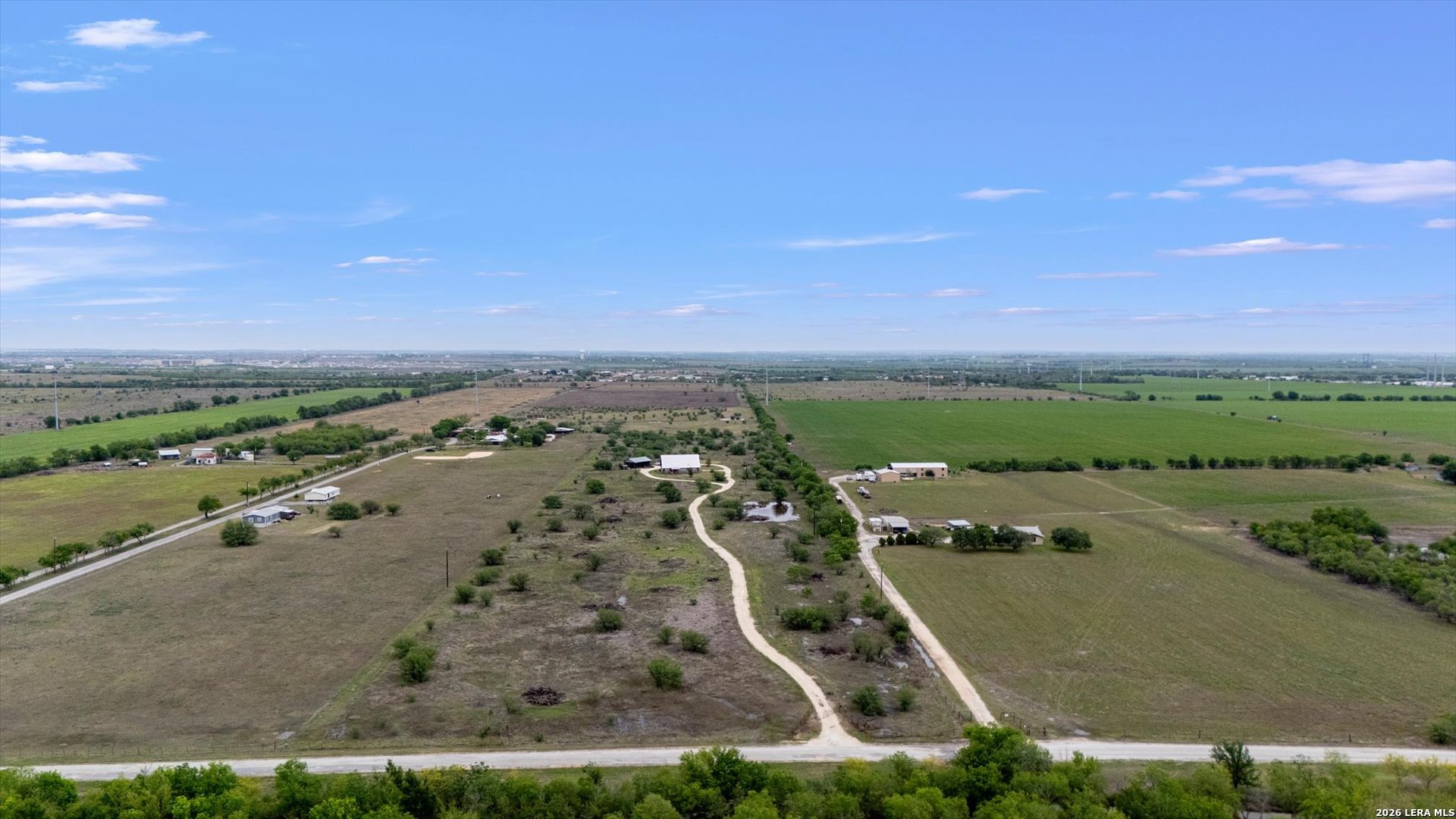 707 Creek Road Marion TX 78124