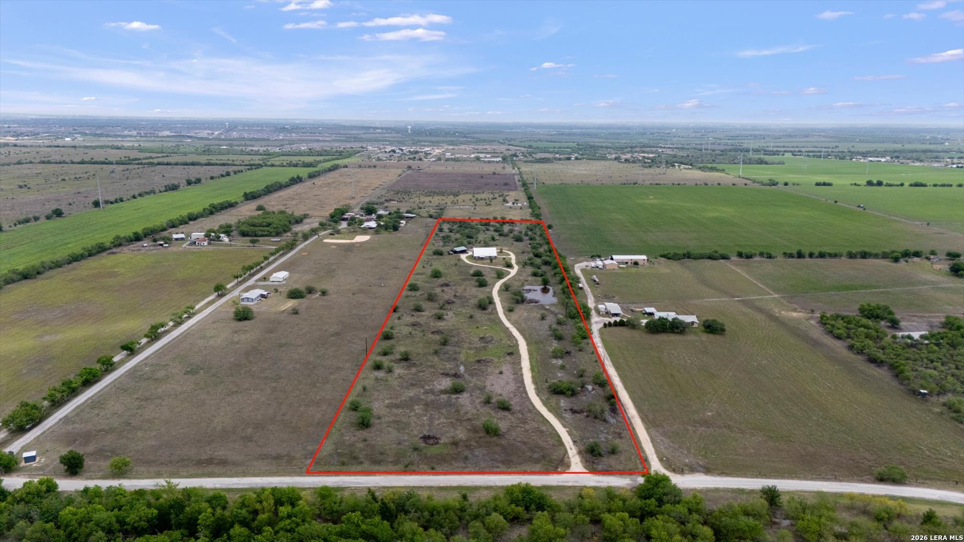 707 Creek Road Marion TX 78124