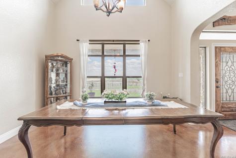 946 County Road 361 La Vernia TX 78121