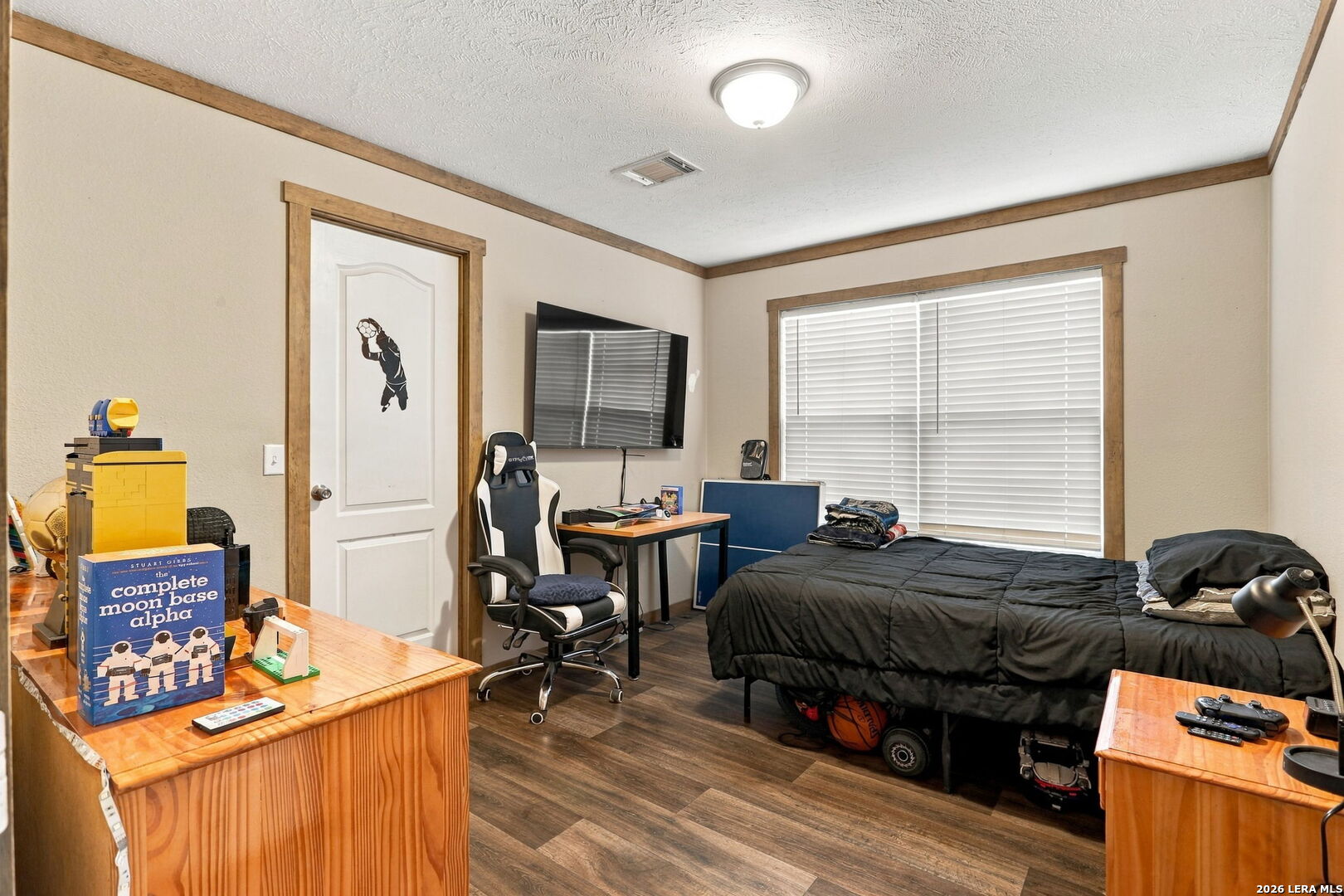 256 Creeks End Floresville TX 78114