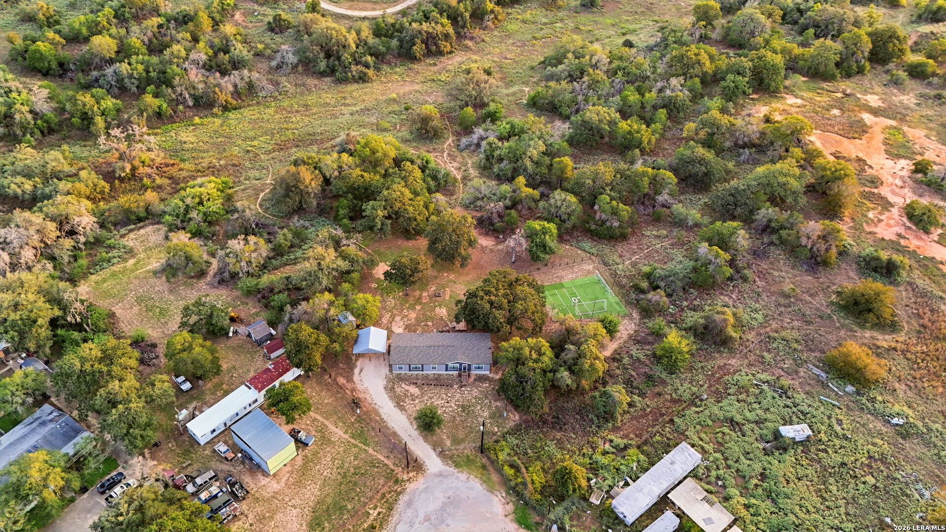 256 Creeks End Floresville TX 78114