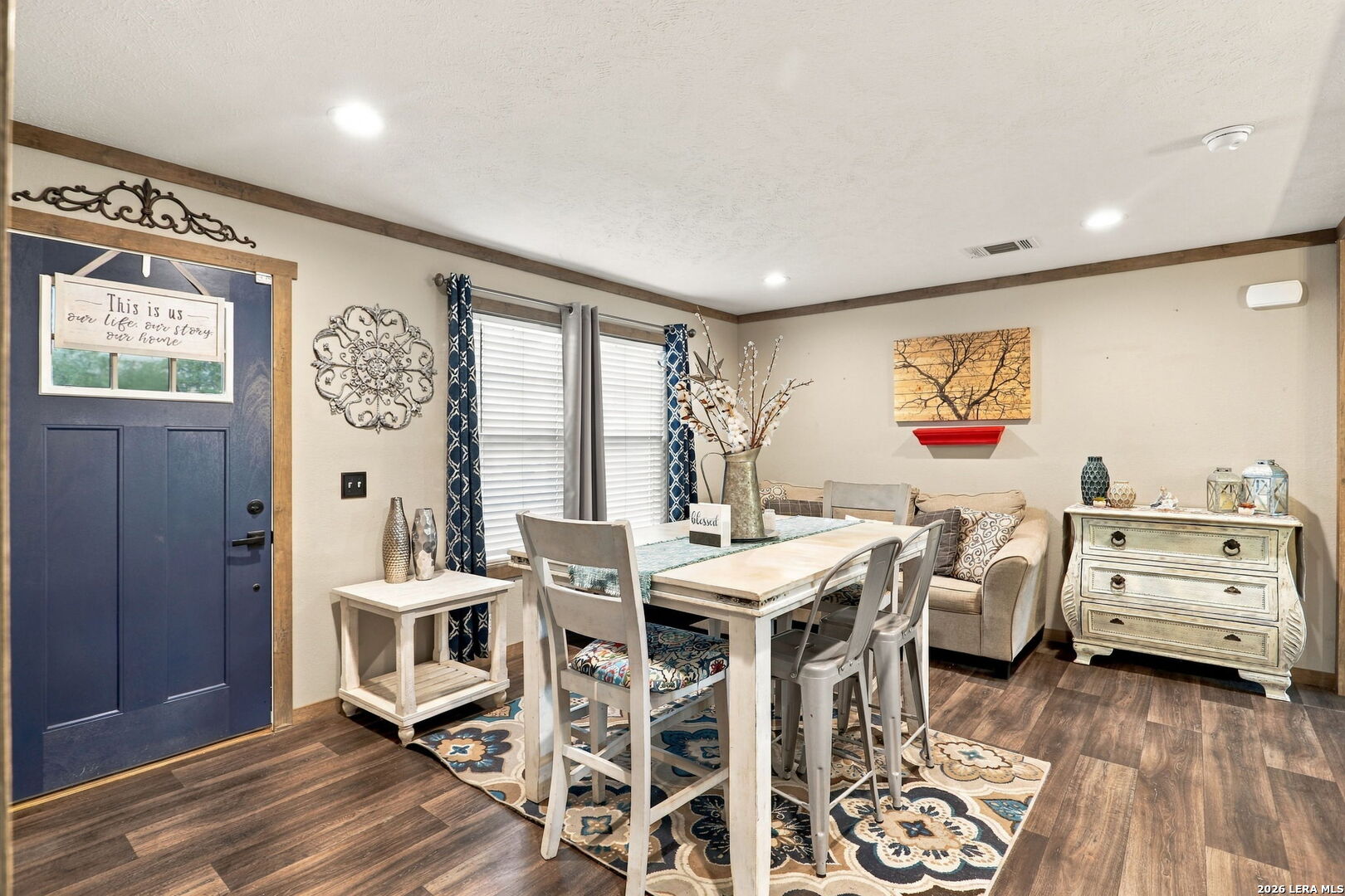256 Creeks End Floresville TX 78114
