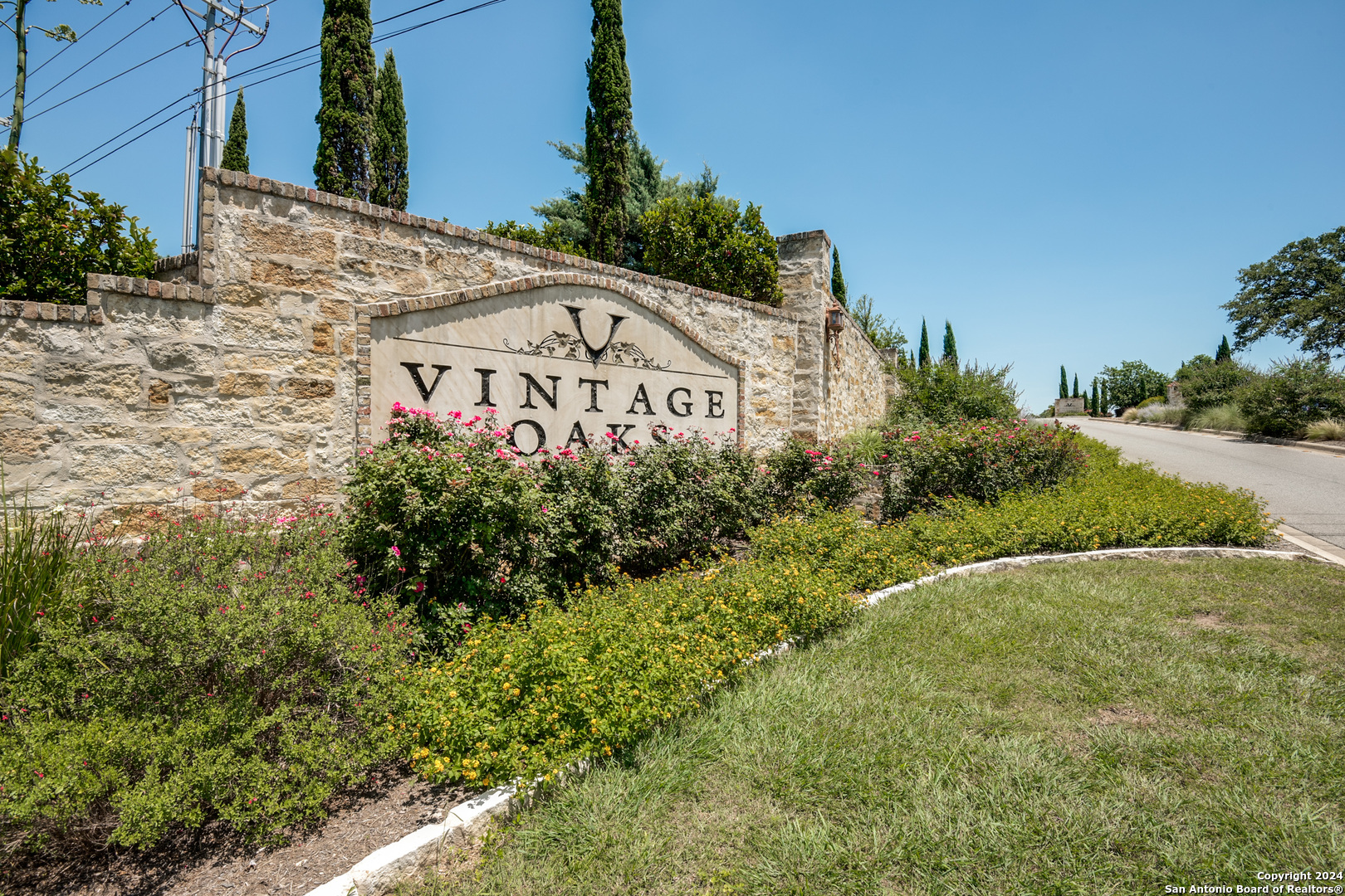 318 Iron Hill New Braunfels TX 78132