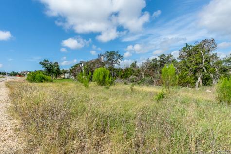318 Iron Hill New Braunfels TX 78132