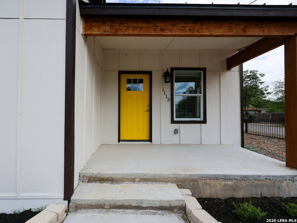 1113 Burleson San Antonio TX 78202