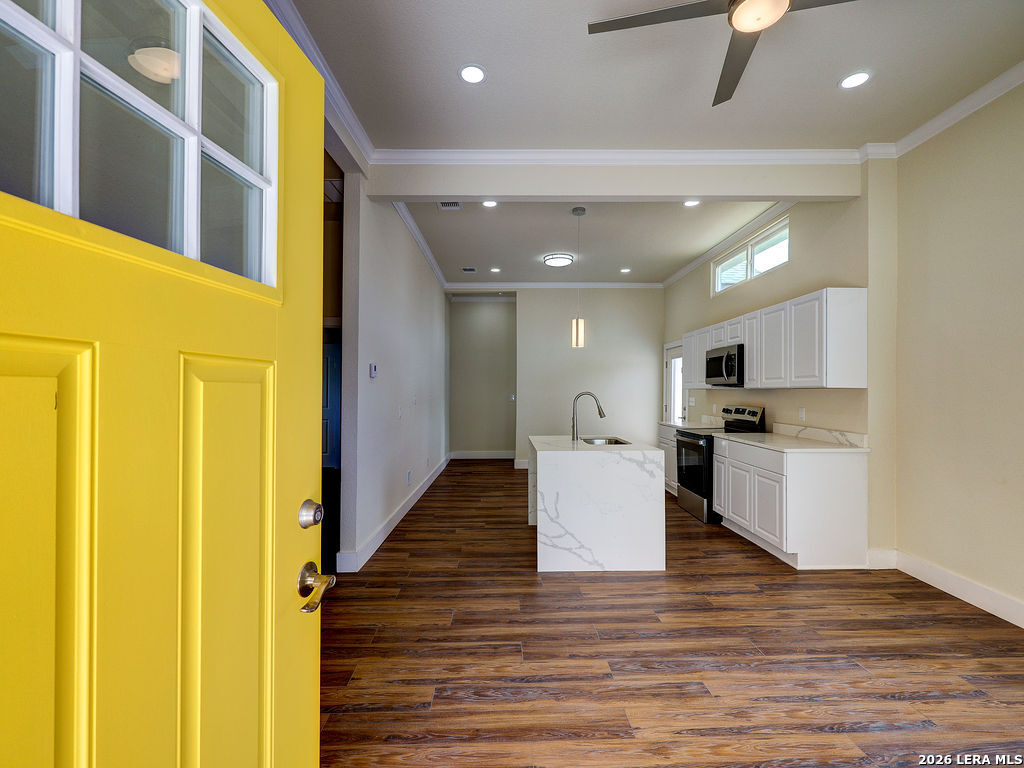 1113 Burleson San Antonio TX 78202