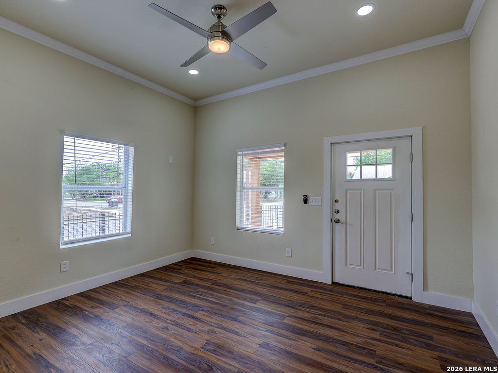 1113 Burleson San Antonio TX 78202