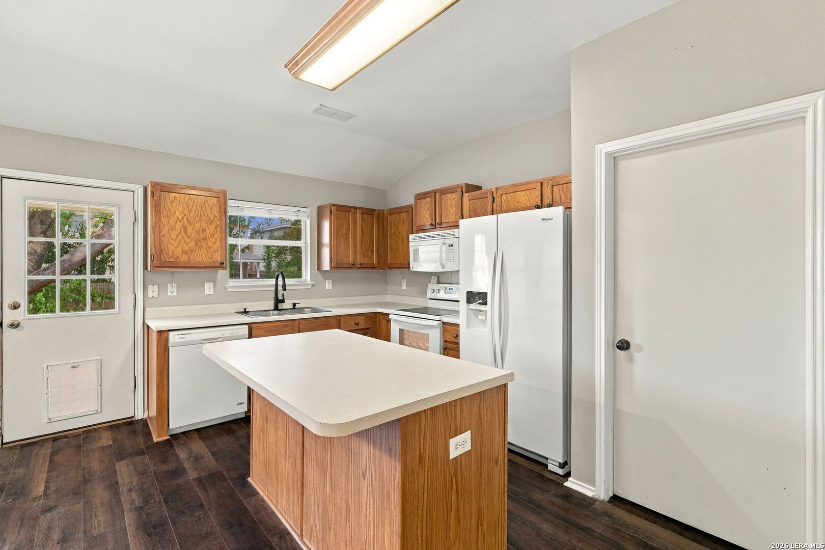 5131 Stormy Hills San Antonio TX 78247