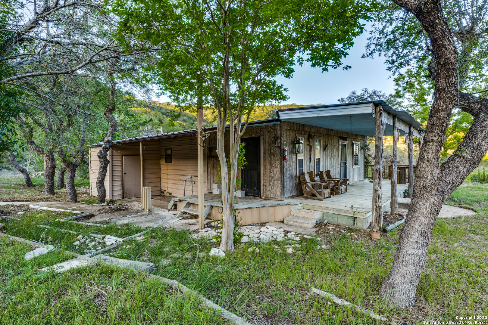 824 Juniper Road Tarpley TX 78883