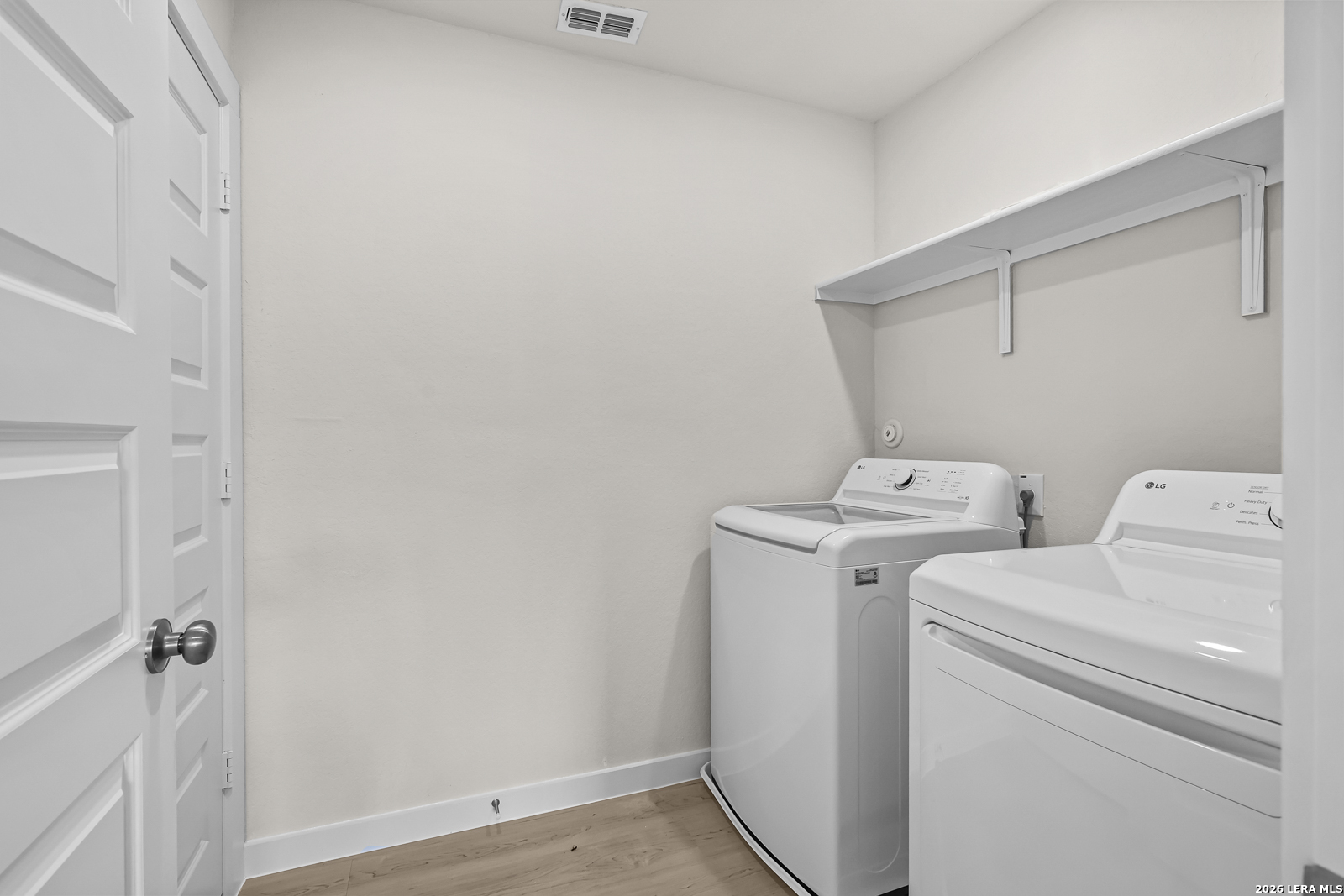 2323 Crisp Glen San Antonio TX 78224