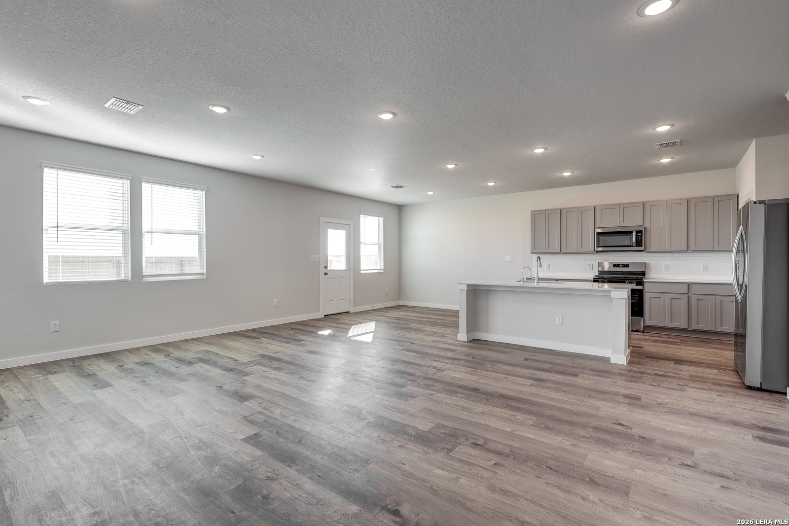 2323 Crisp Glen San Antonio TX 78224