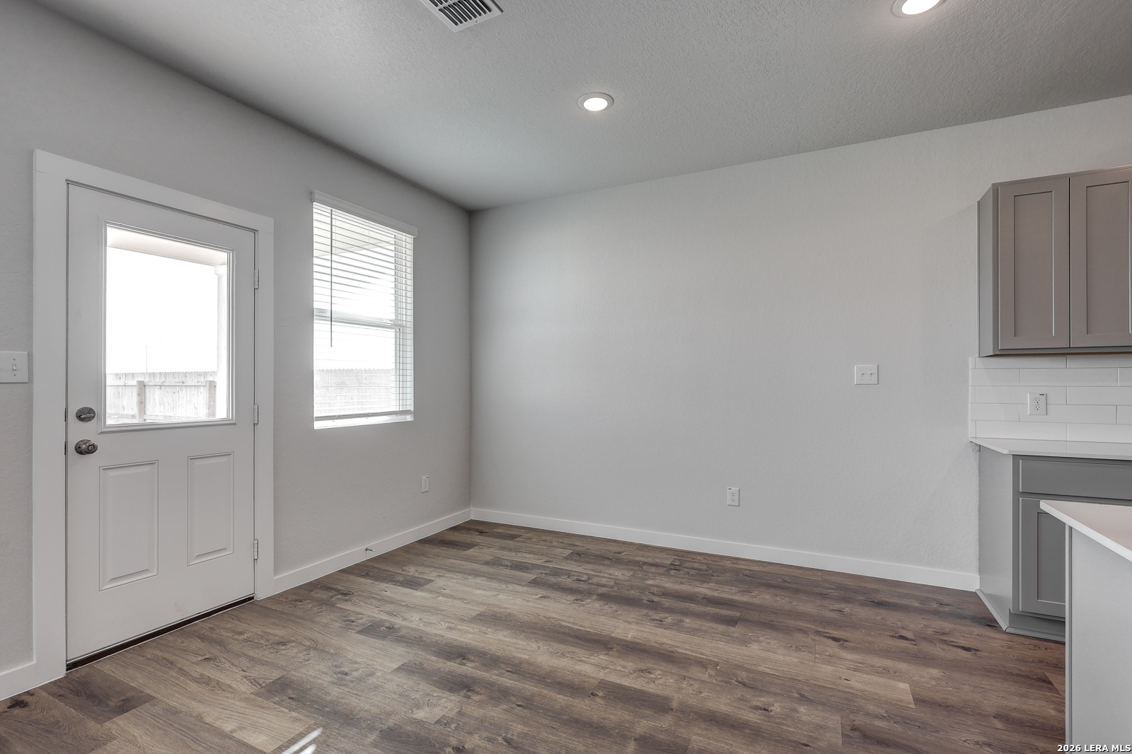 2323 Crisp Glen San Antonio TX 78224