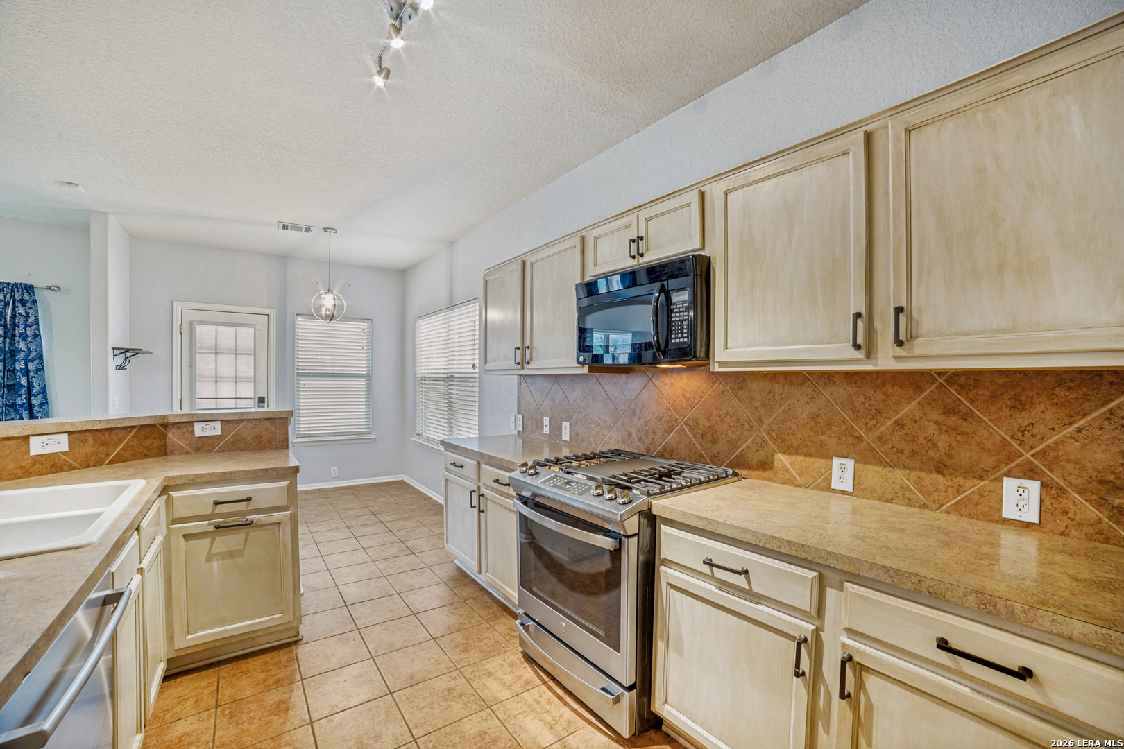 11930 Edward Conrad San Antonio TX 78253