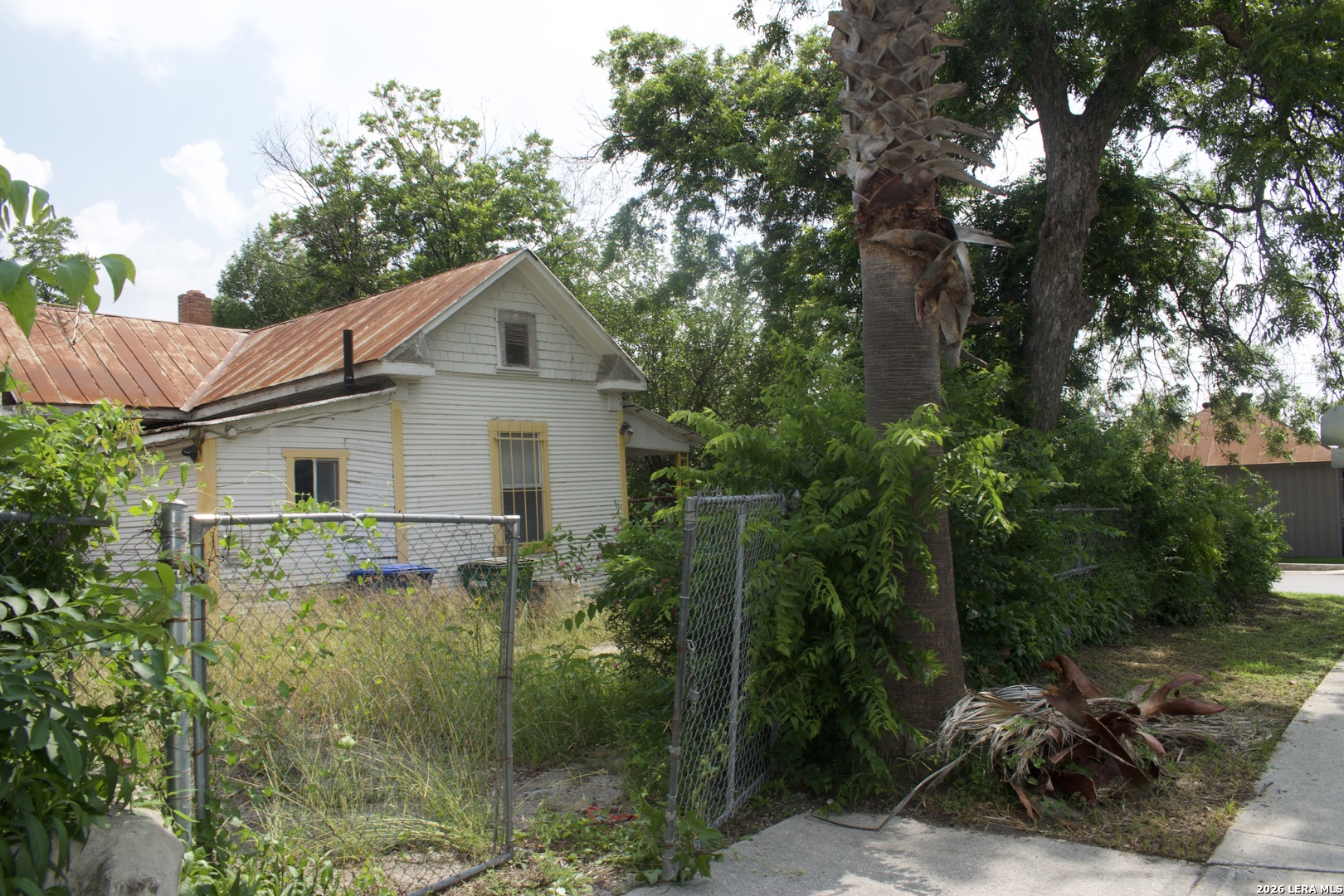 601 N Chupaderas San Antonio TX 78207