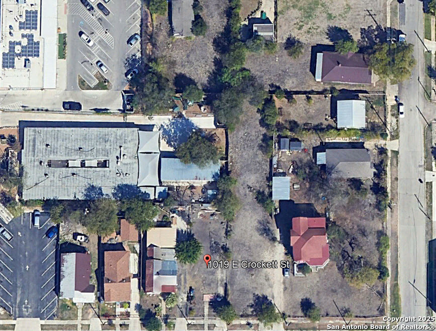 1019 E Crockett Street San Antonio TX 78202