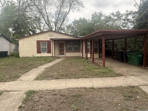470 E Amber Street San Antonio TX 78221