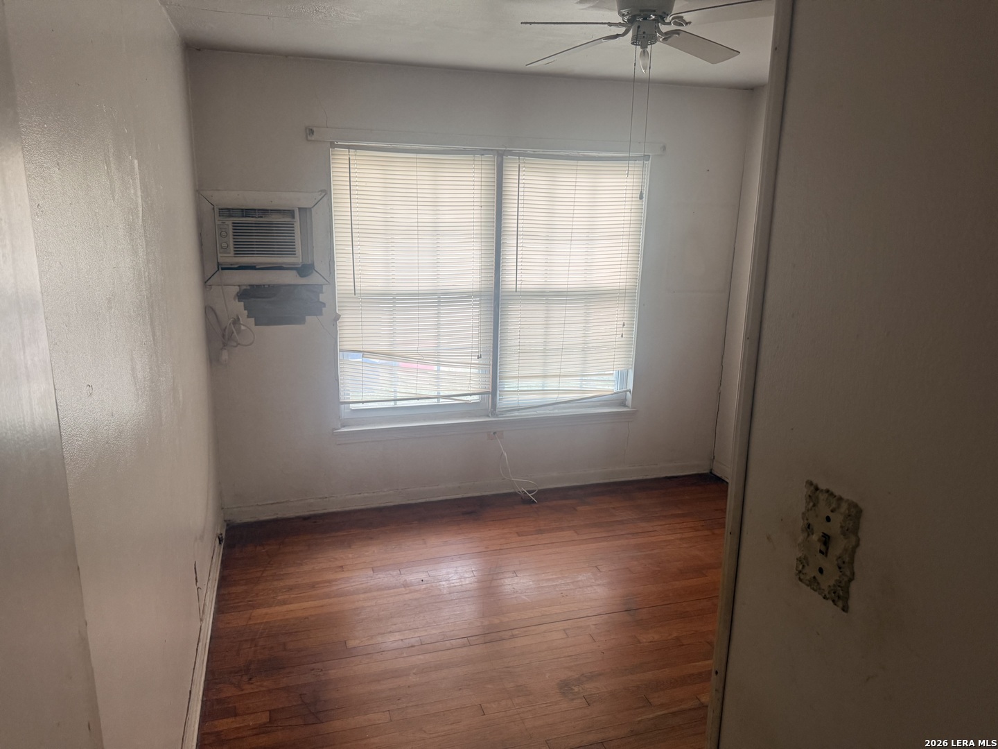 470 E Amber Street San Antonio TX 78221