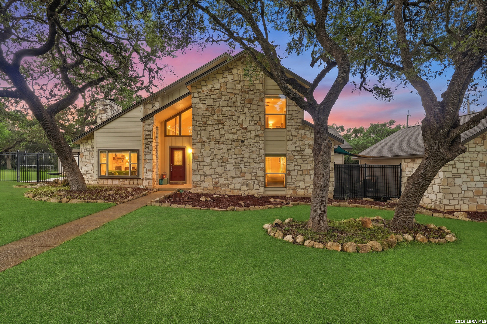 8430 Twisted Oaks Garden Ridge TX 78266