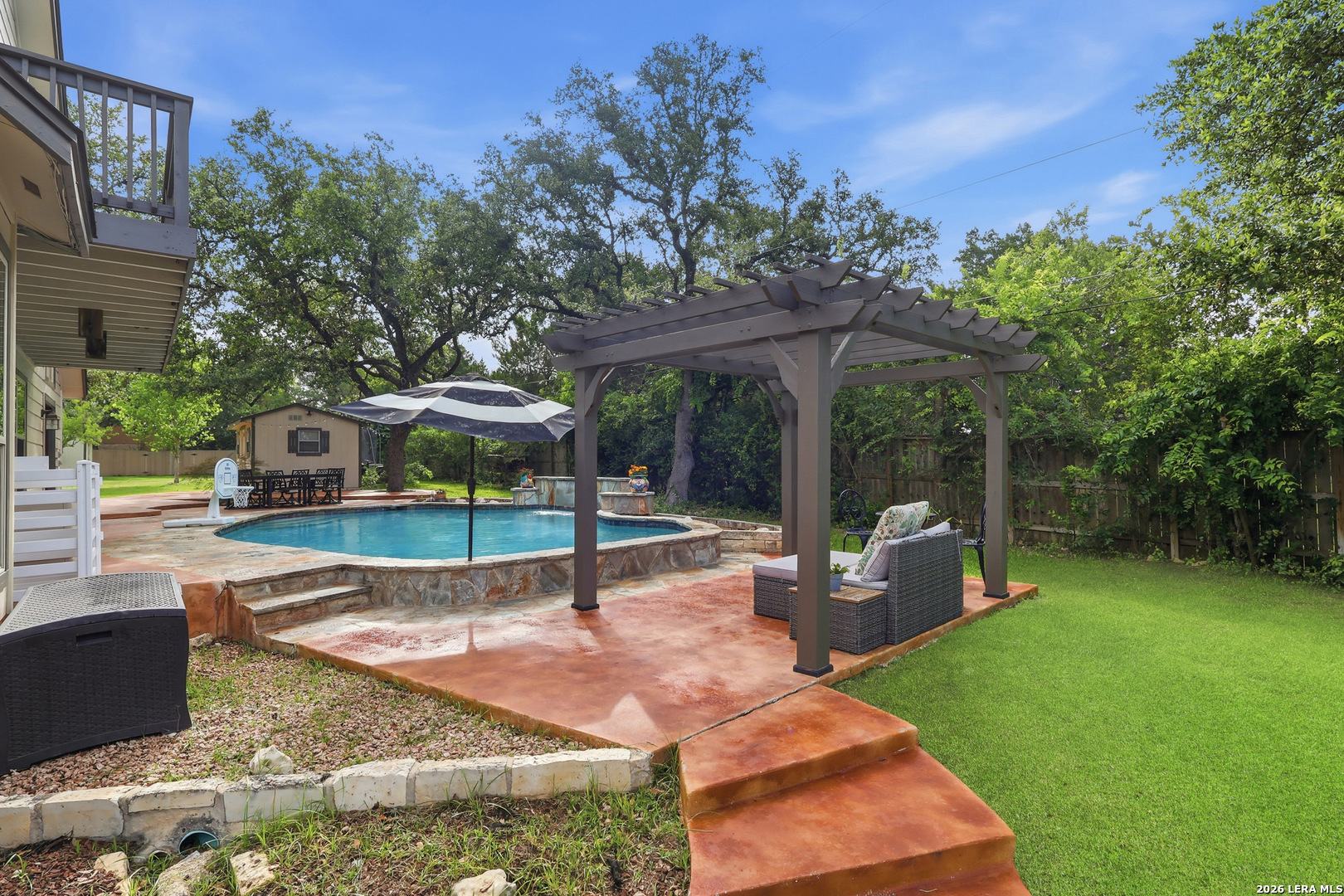 8430 Twisted Oaks Garden Ridge TX 78266