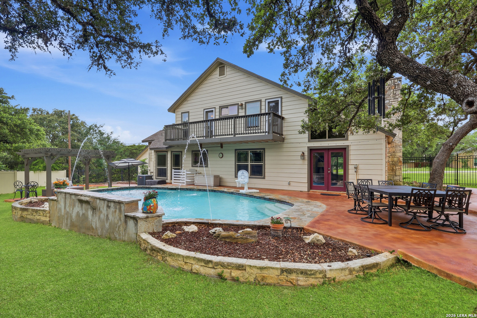 8430 Twisted Oaks Garden Ridge TX 78266