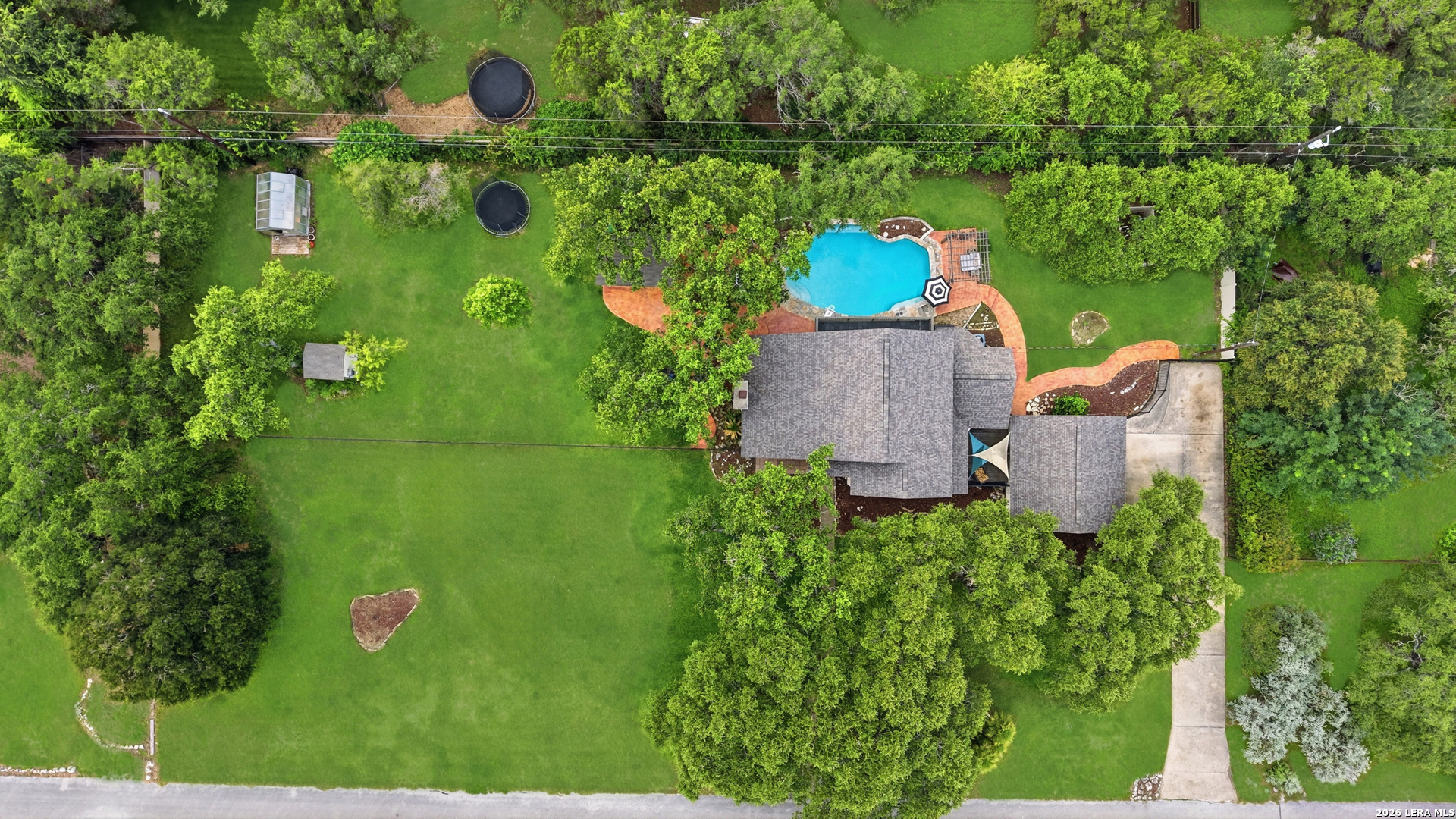 8430 Twisted Oaks Garden Ridge TX 78266
