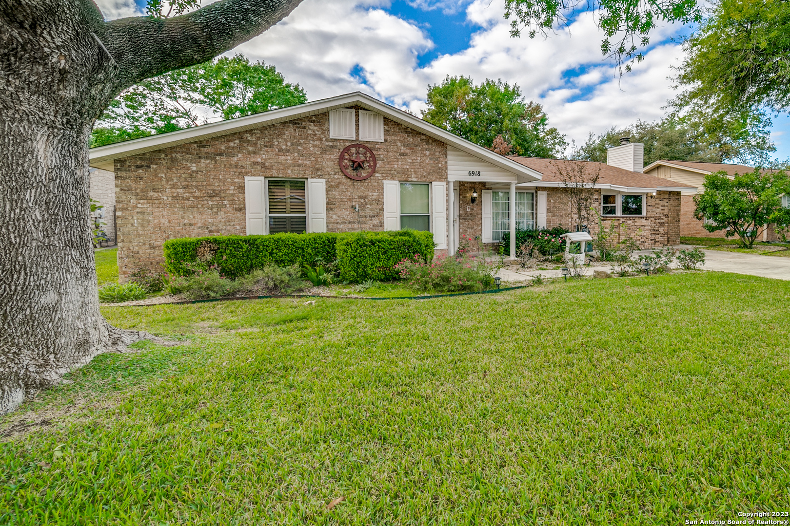 6918 Moon Lake Drive San Antonio TX 78244
