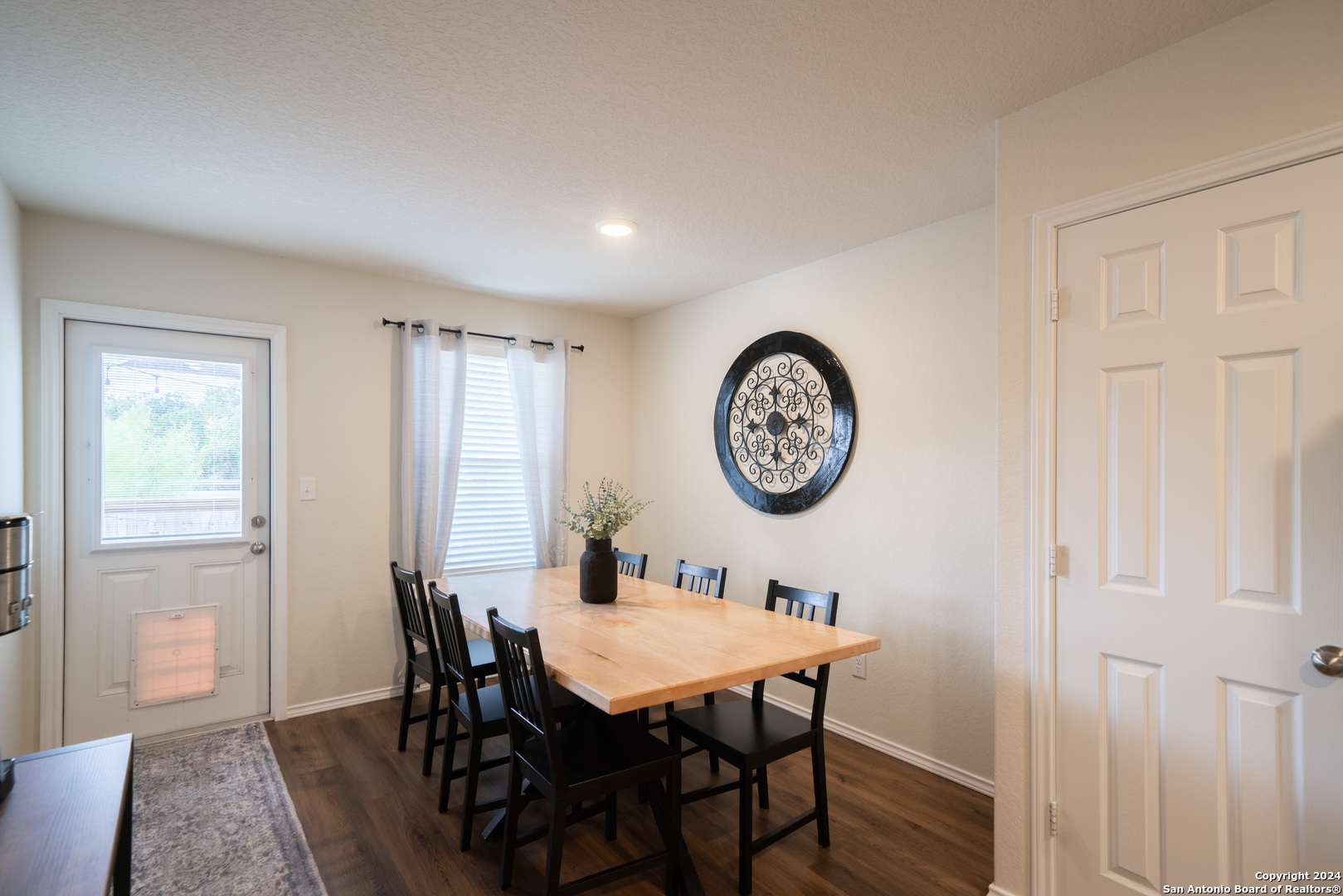 6330 Silver Pegasus San Antonio TX 78218