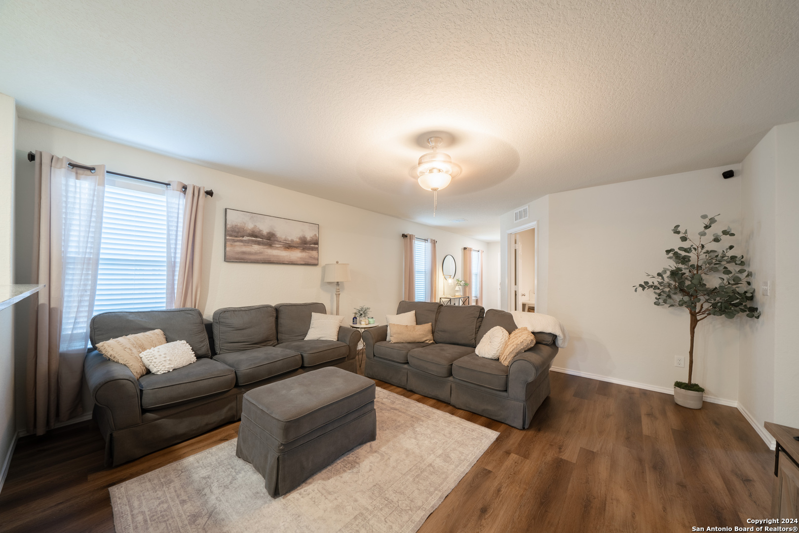 6330 Silver Pegasus San Antonio TX 78218