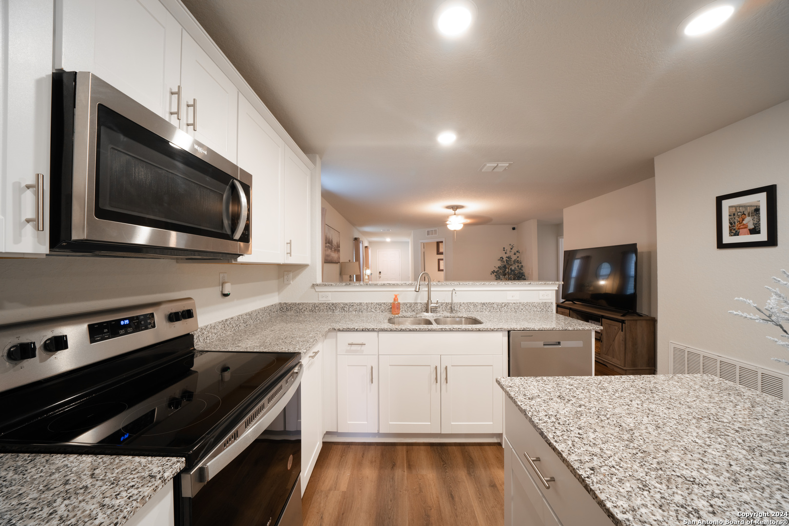 6330 Silver Pegasus San Antonio TX 78218