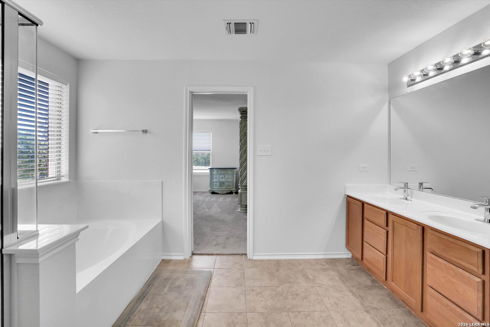 4506 Echo Grove San Antonio TX 78259