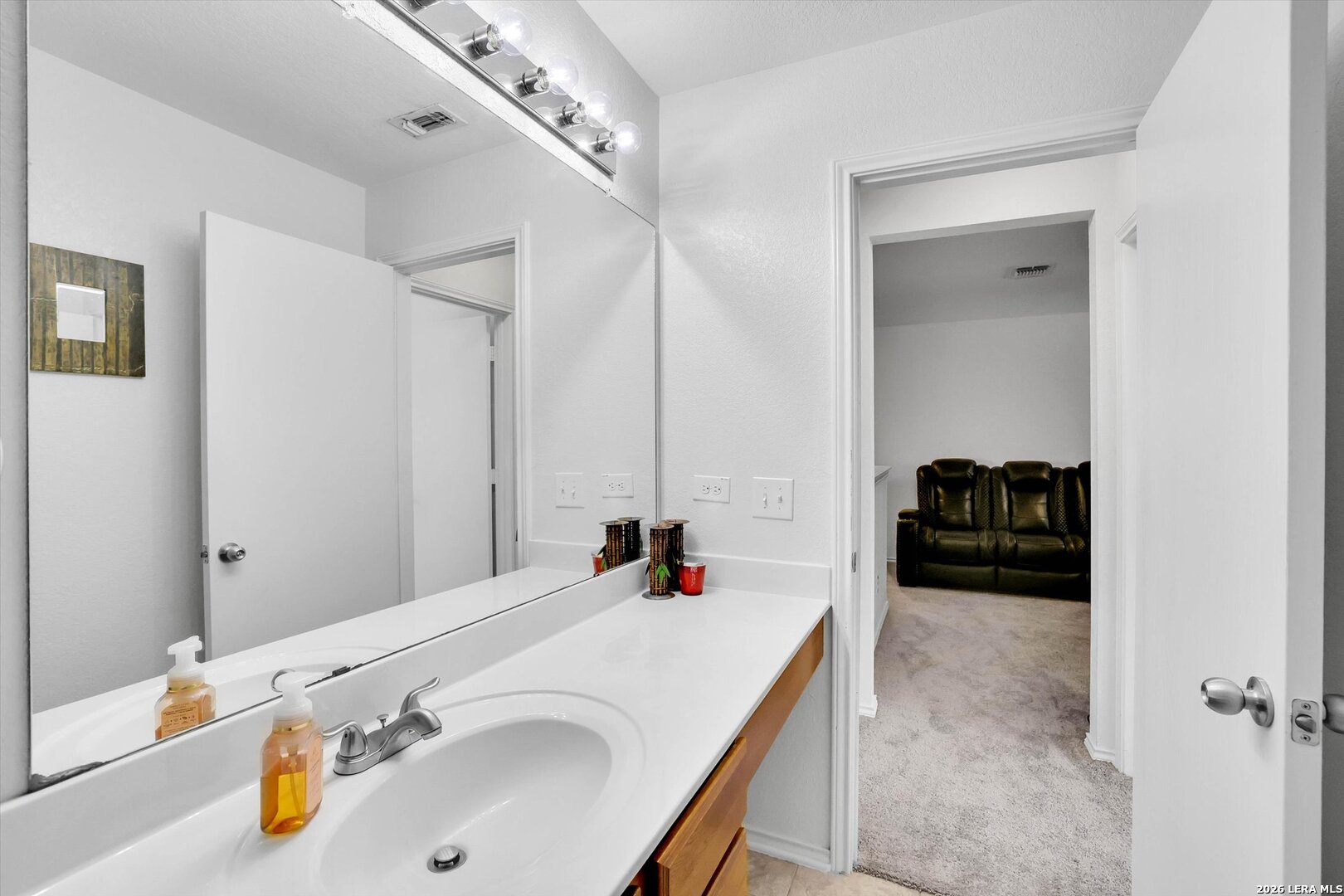 4506 Echo Grove San Antonio TX 78259
