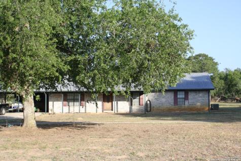 150 Hickory Hollow Drive Pleasanton TX 78064