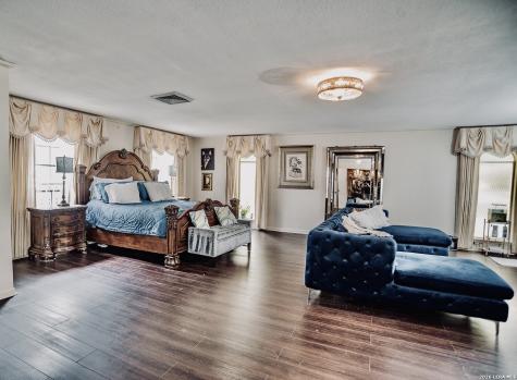 107 Chattington Court Castle Hills TX 78213
