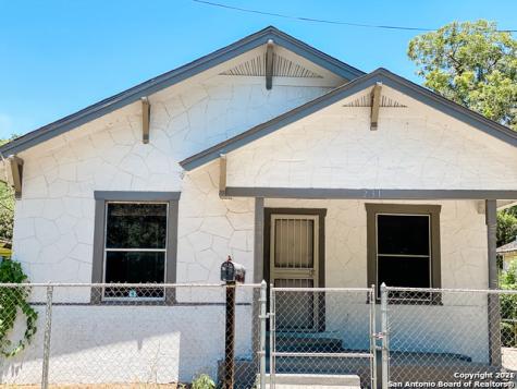 231 Palo Blanco Street San Antonio TX 78210