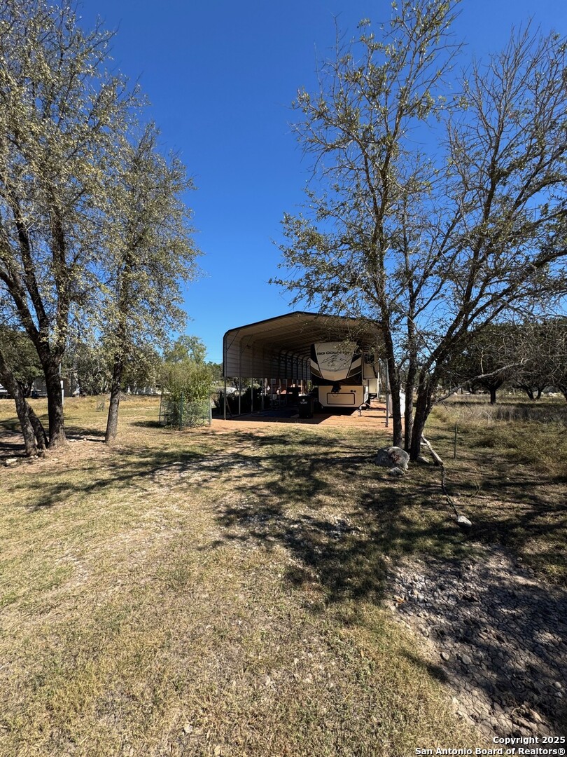 567 River Bend Bandera TX 78003