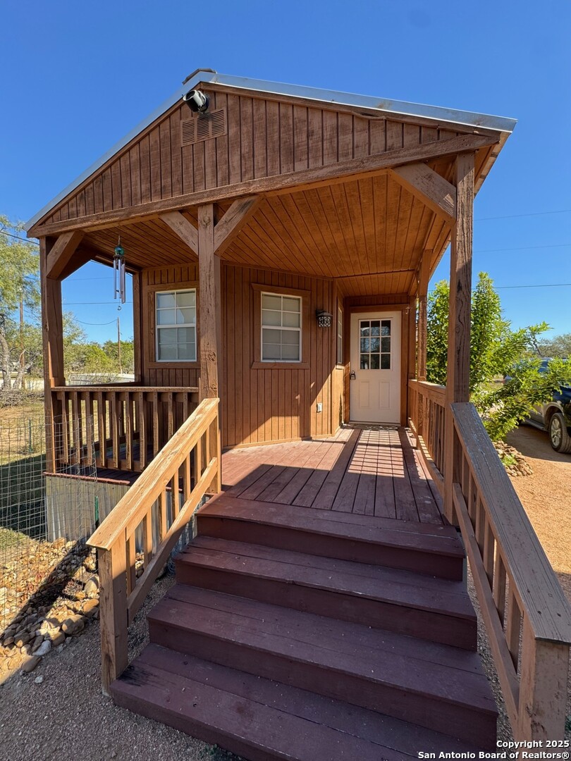 567 River Bend Bandera TX 78003