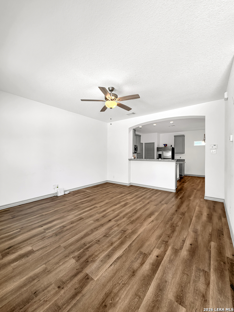 2045 Silver Oaks San Antonio TX 78213