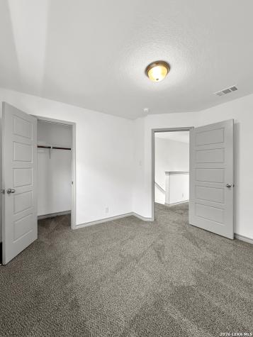 2045 Silver Oaks San Antonio TX 78213