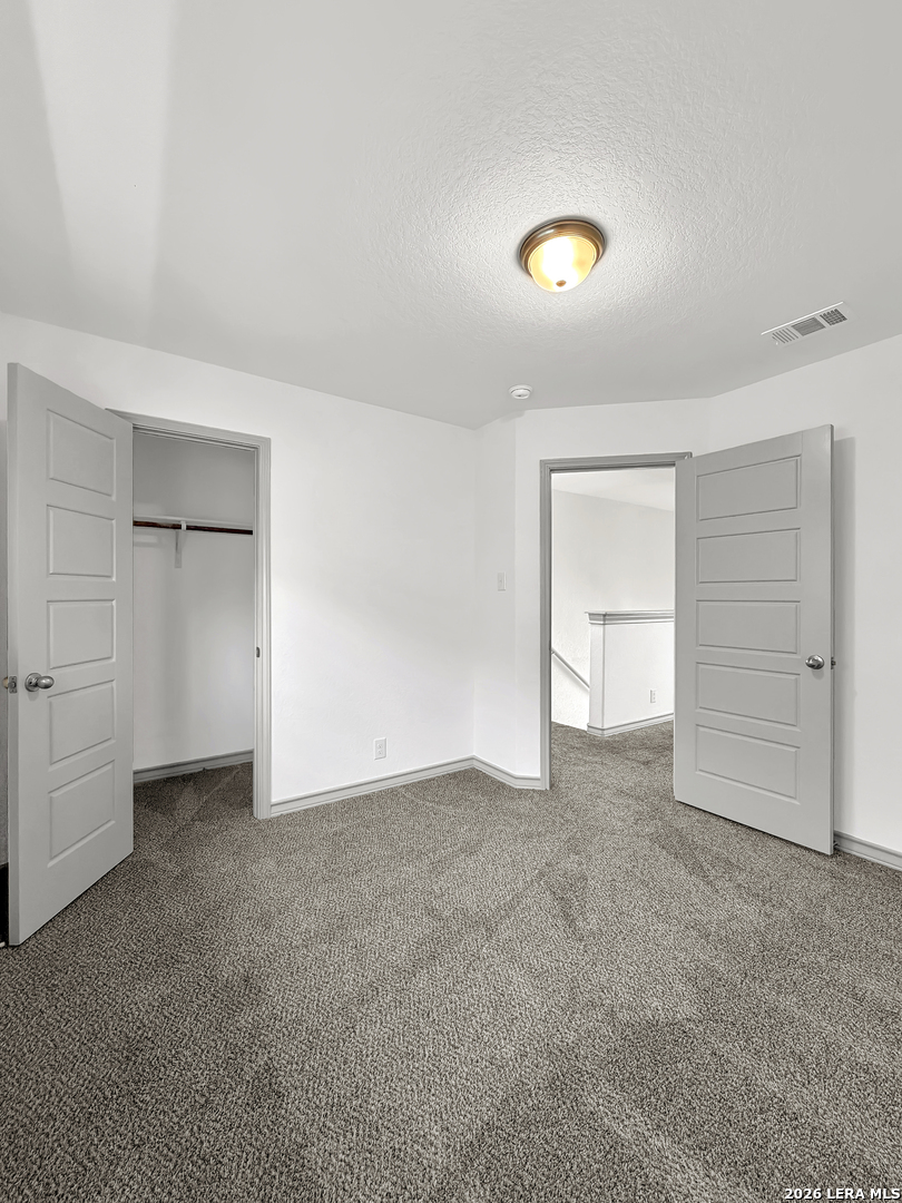 2045 Silver Oaks San Antonio TX 78213