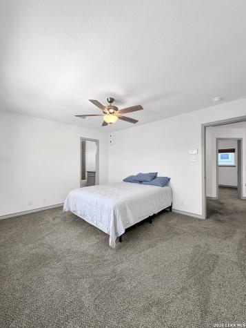 2045 Silver Oaks San Antonio TX 78213