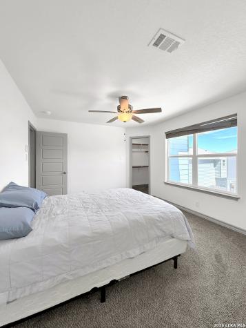 2045 Silver Oaks San Antonio TX 78213