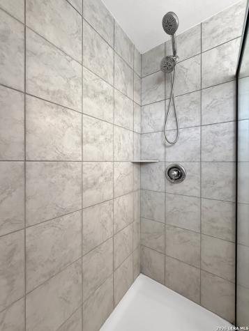 2045 Silver Oaks San Antonio TX 78213