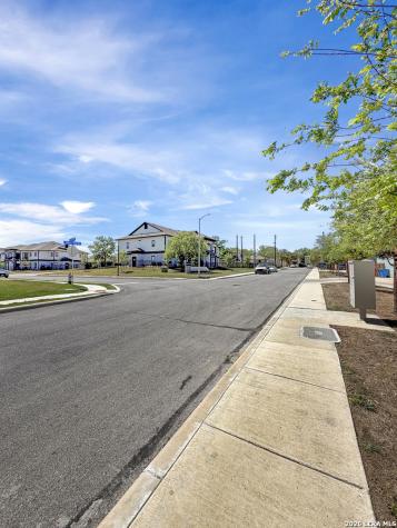 2045 Silver Oaks San Antonio TX 78213
