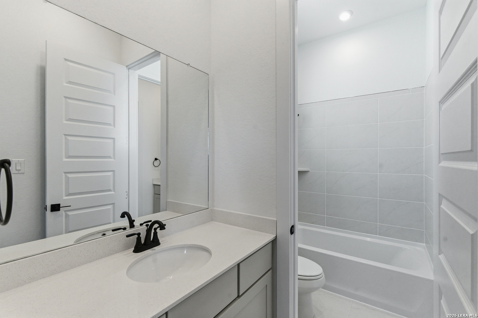 8918 Agua Vida San Antonio TX 78263