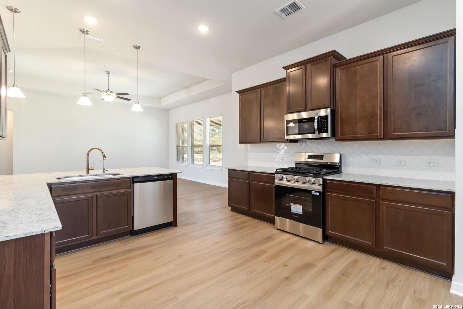 3608 Prairie Cactus San Antonio TX 78264