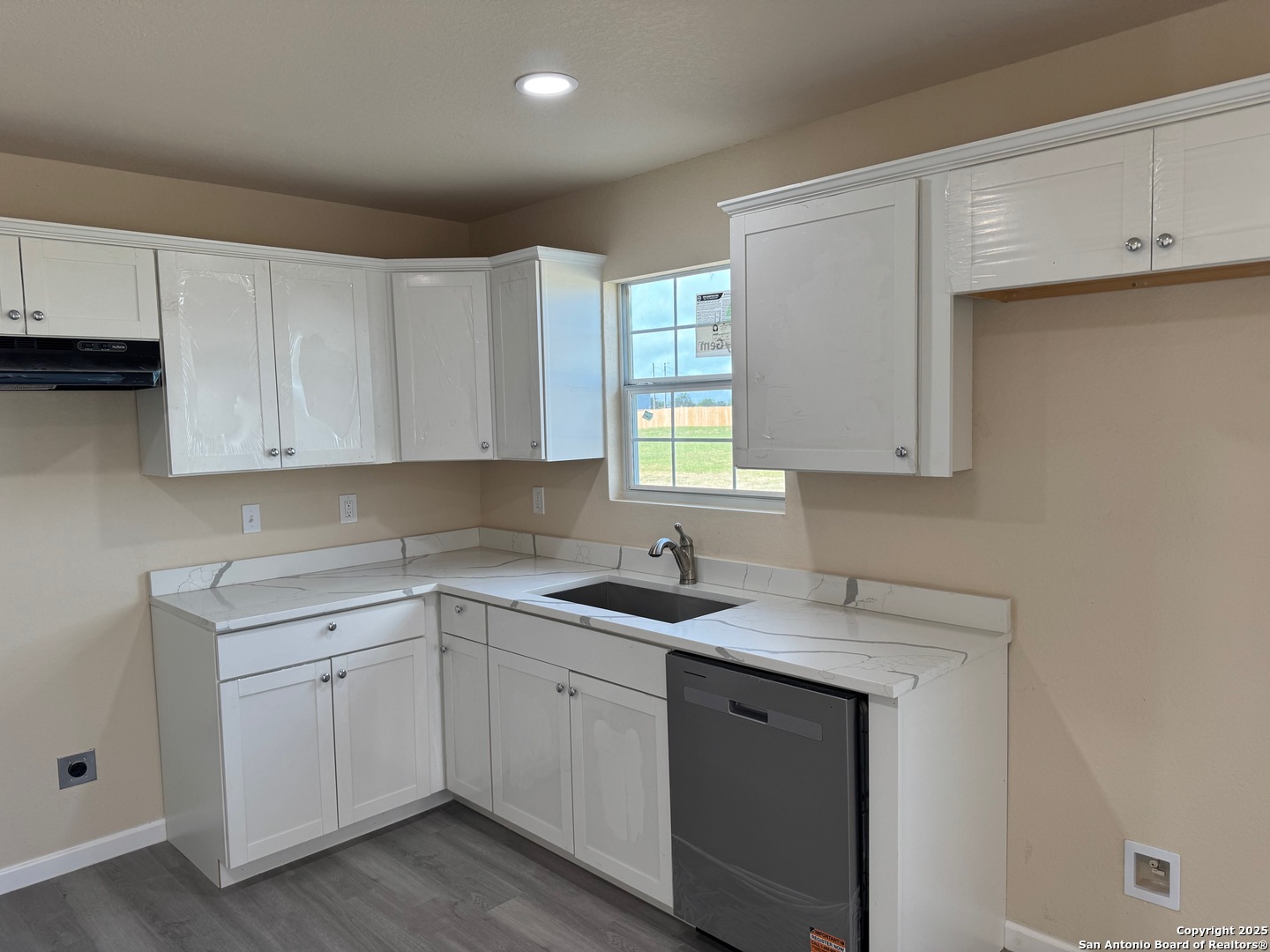 450 County Road 679 Natalia TX 78059