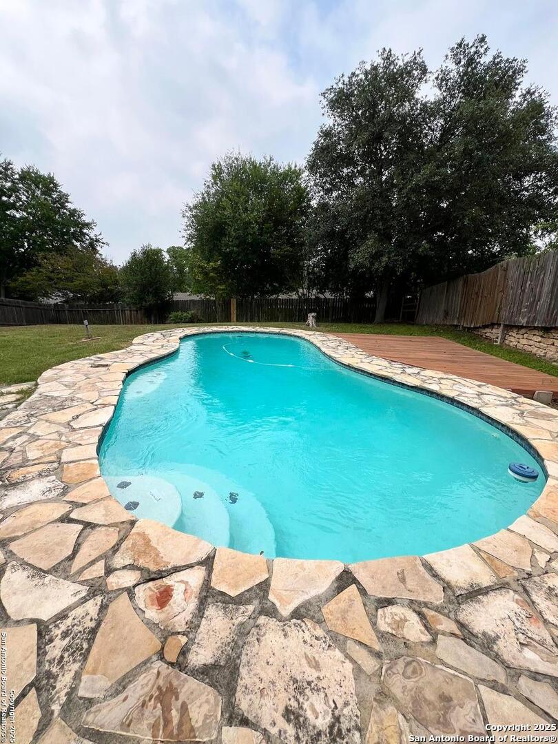 6014 White Cloud San Antonio TX 78238